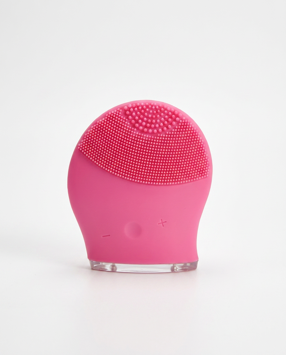 Brosse nettoyante visage sonique en silicone par Beauty Vellvet, vue 3